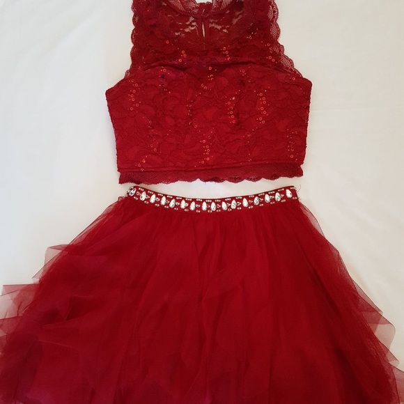 Red 2-piece Dress - Picture 2 of 2